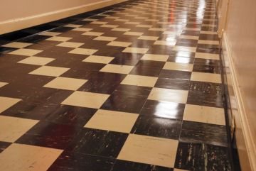 Floor Stripping and Waxing in Loganville by Divine Commercial Cleaning Services